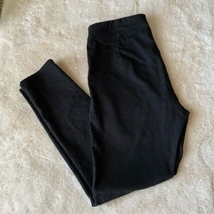 Women’s slim fit pants